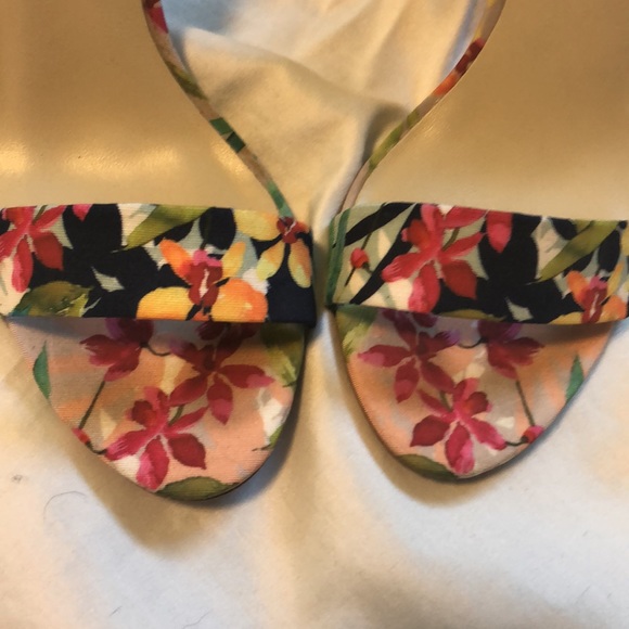 Aldo Floral Ankle Strap Heels 8.5 - Picture 11 of 12
